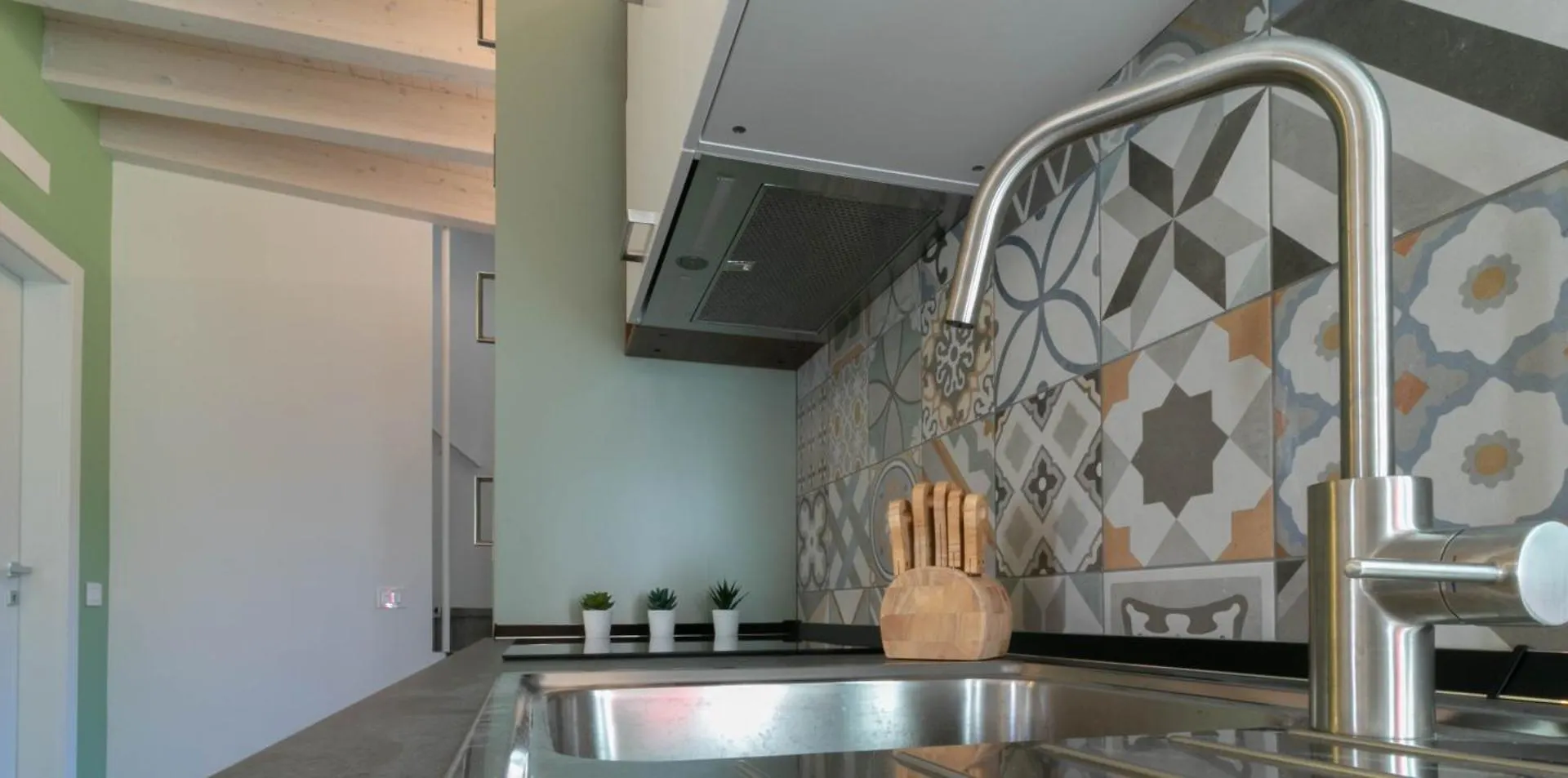 Mamma Ciccia - Modern Apt In The Historic Centre Mandello del Lario Apartment