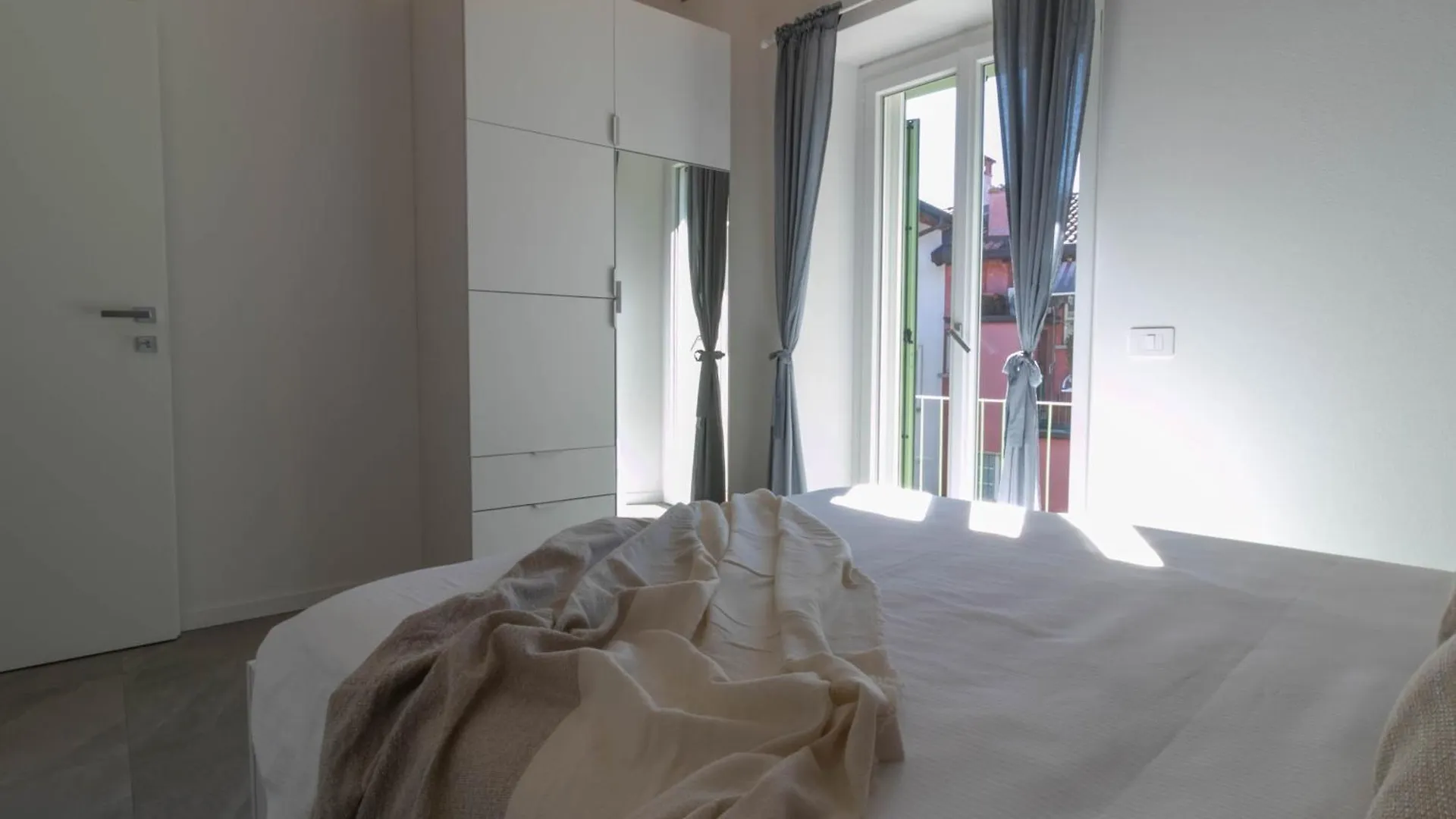 Mamma Ciccia - Modern Apt In The Historic Centre Mandello del Lario Apartment