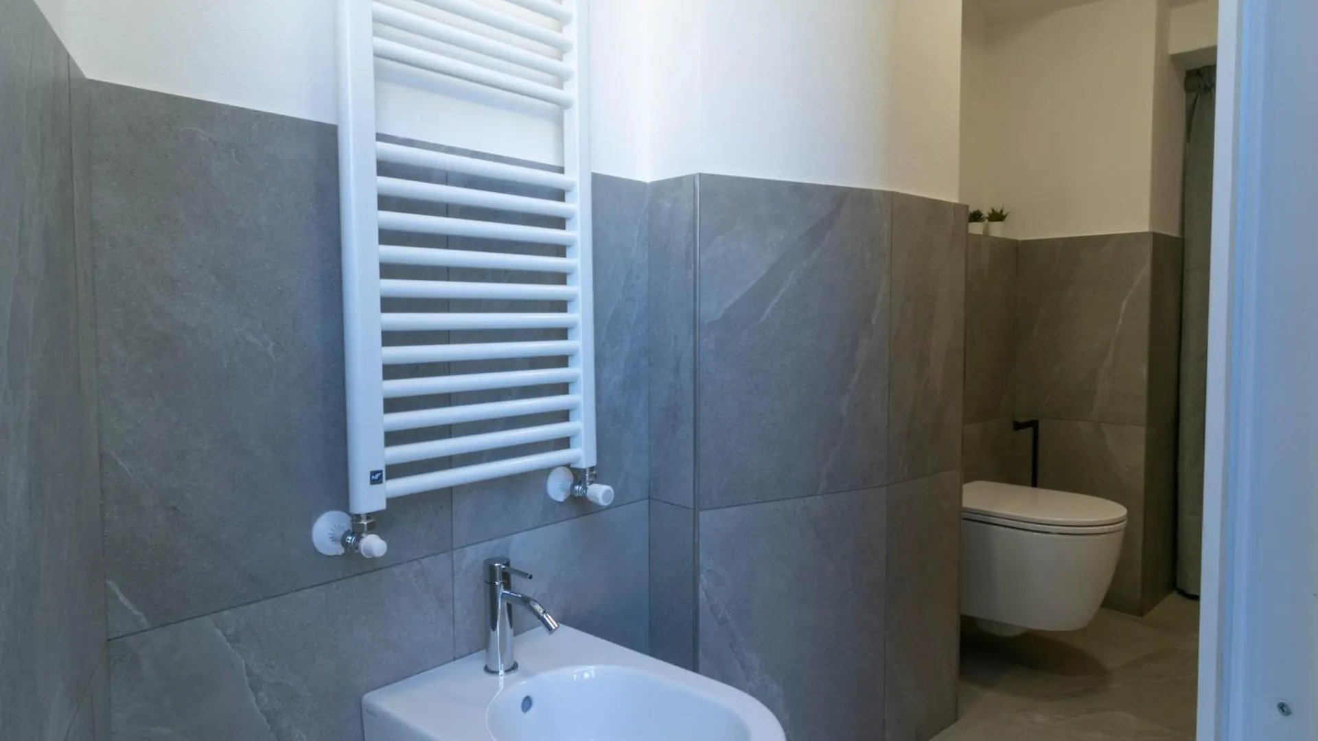 Mamma Ciccia - Modern Apt In The Historic Centre Mandello del Lario 0*,