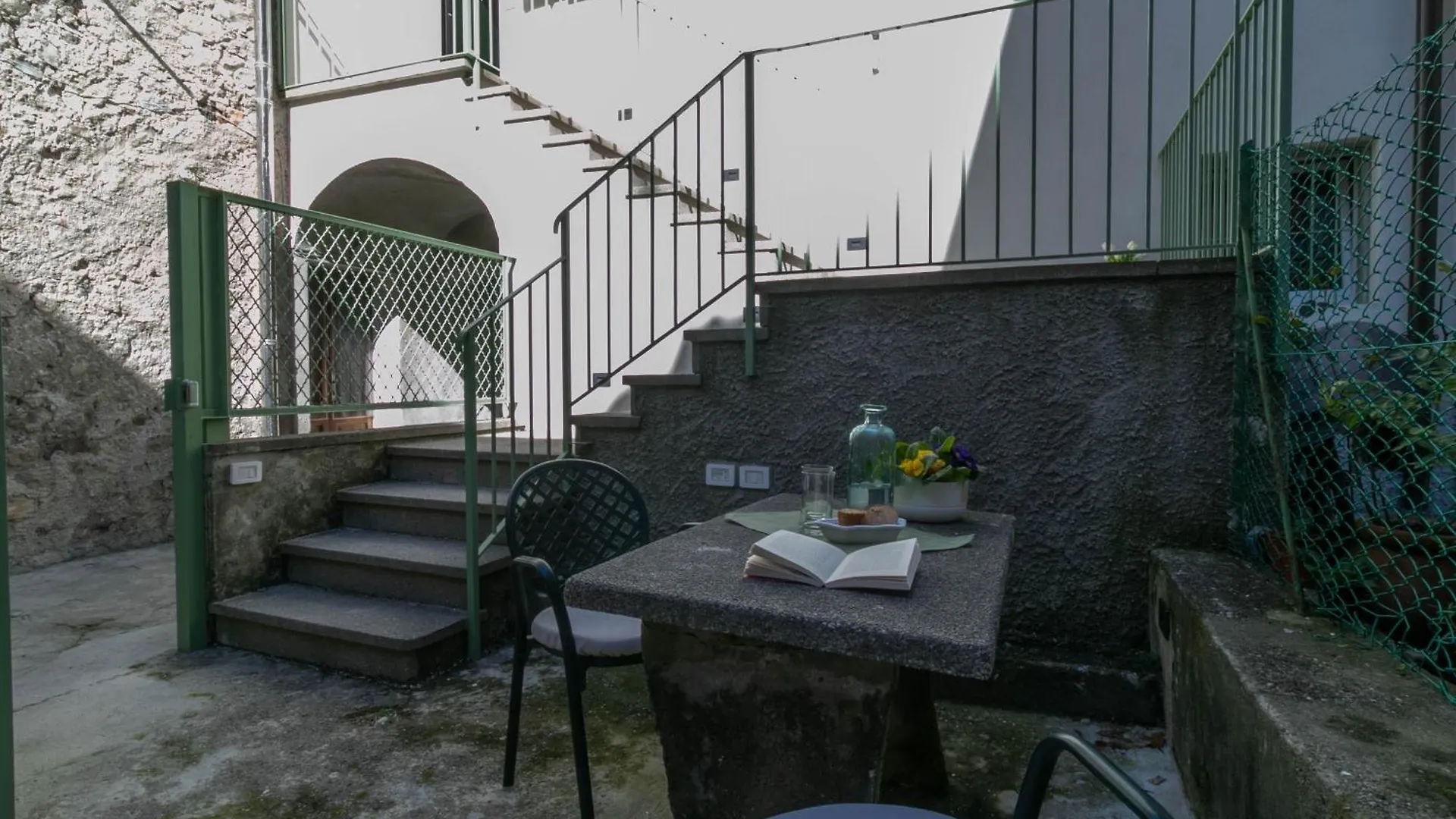 Mamma Ciccia - Modern Apt In The Historic Centre Mandello del Lario