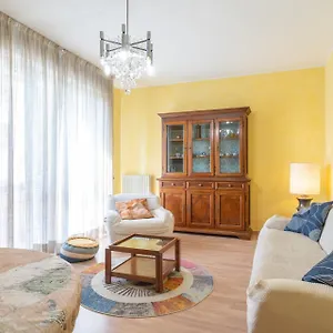 Spacious At Apartment